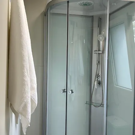 Neli - Planik * Ražanac