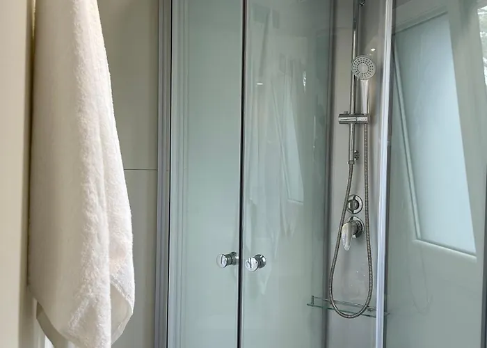 Neli - Planik * Ražanac